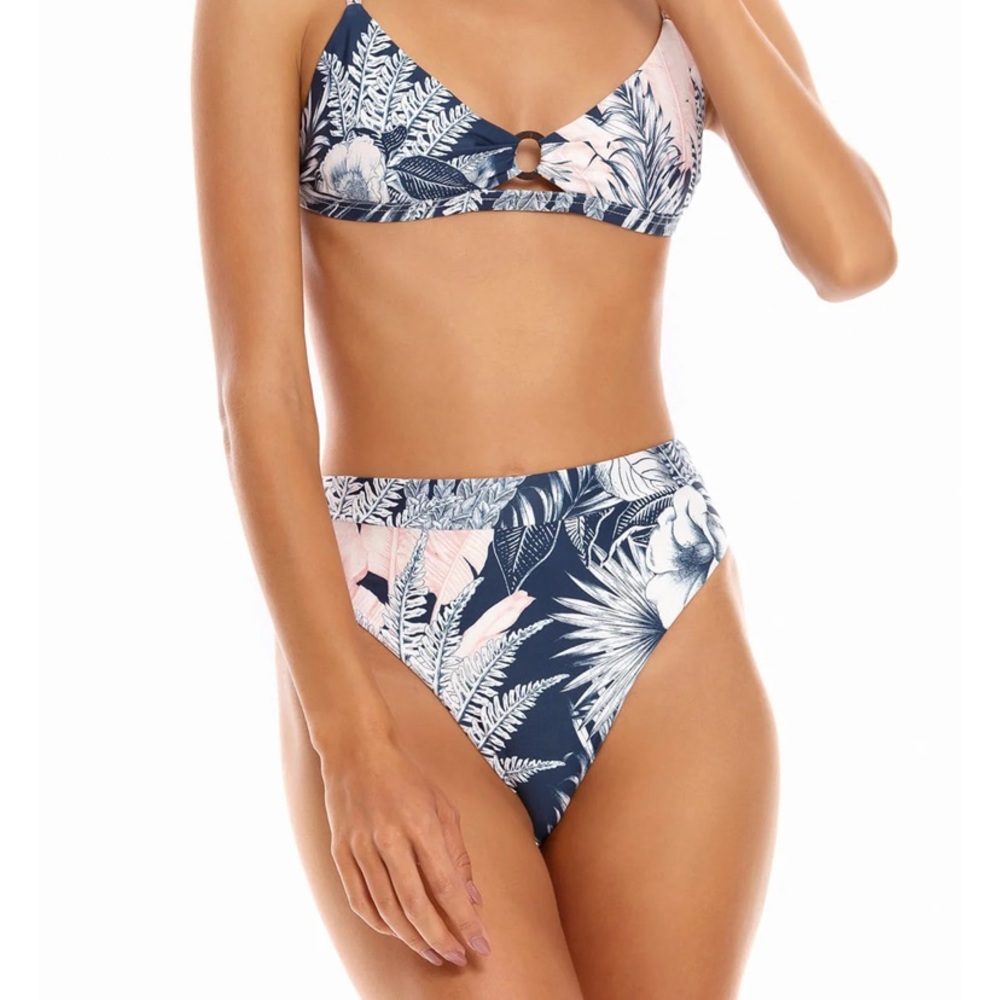 Agua Bendita | Peggy Helios Top